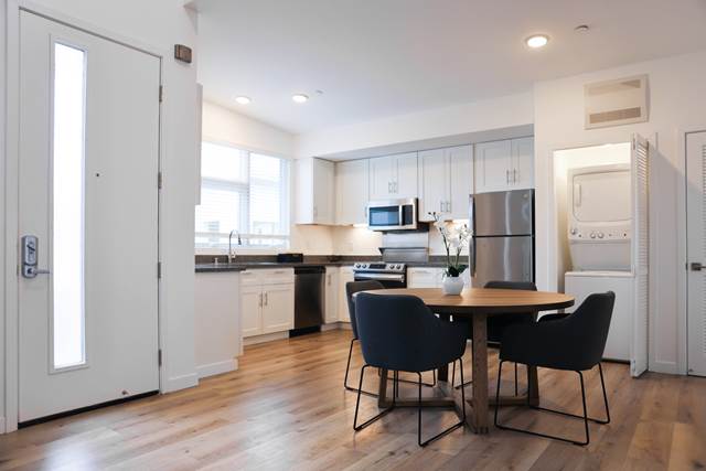 1-bedroom apartment at Napa Creek Village Apartment in Napa, CA